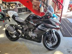 カワサキ　Ｎｉｎｊａ　ＺＸ−４Ｒ　ＳＥ