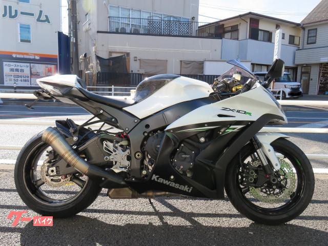 Ｎｉｎｊａ　ＺＸ−１０Ｒ　ＡＢＳ　ＥＴＣ　ＧＢＲａｃｉｎｎｇＥＧカバー　フェンダーレス　バックステップ