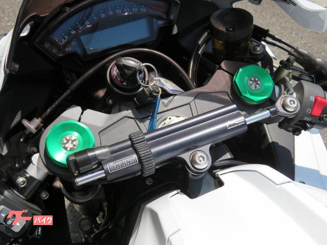 カワサキ Ninja ZX－10R ABS 純正エンジンスライダー