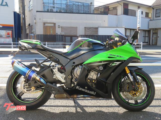 Ｎｉｎｊａ　ＺＸ−１０Ｒ　ＡＢＳ　ＢＥＥＴＳＯマフラー　フェンダーレス　バックステップ他付き