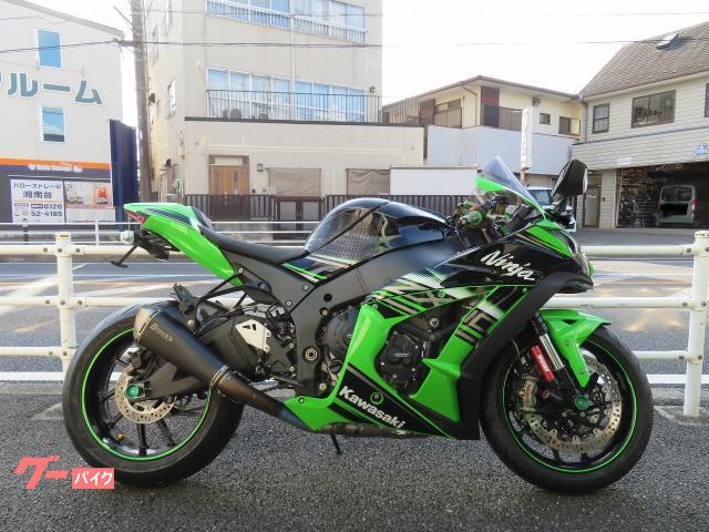Ｎｉｎｊａ　ＺＸ−１０Ｒ　ＡＢＳ　ゲイルスピード鍛造ホイル　ＳＯマフラー　Ｓシートカバー他付き