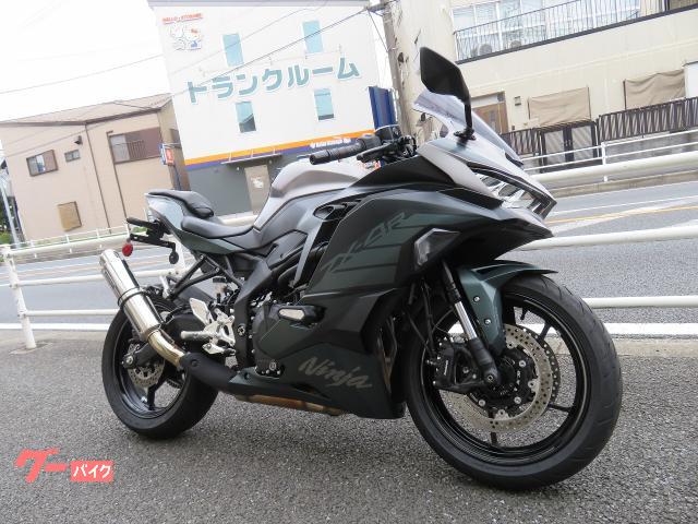 カワサキ Ninja ZX－4R SE SOマフラー ステップKIT