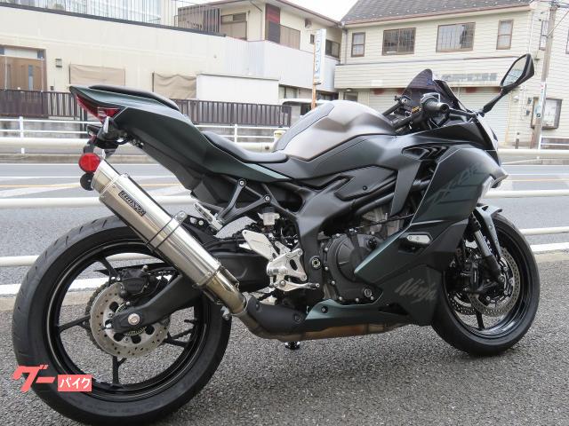 カワサキ Ninja ZX－4R SE SOマフラー ステップKIT