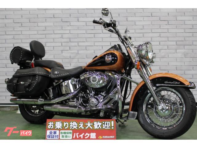 ＦＬＳＴＣ　ヘリテイジソフテイルクラシック　１０５ｔｈ記念モデル　フロントフォーク純正メッキアウター　リアキャリア＆ＯＰバッグ