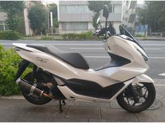 ホンダ　ＰＣＸ１２５　ＡＢＳ　８ＢＪ−ＪＫ０５　モリワキマフラー　中古車３年保証　グリップヒーター　ナックルガード　ＵＳＢ電源