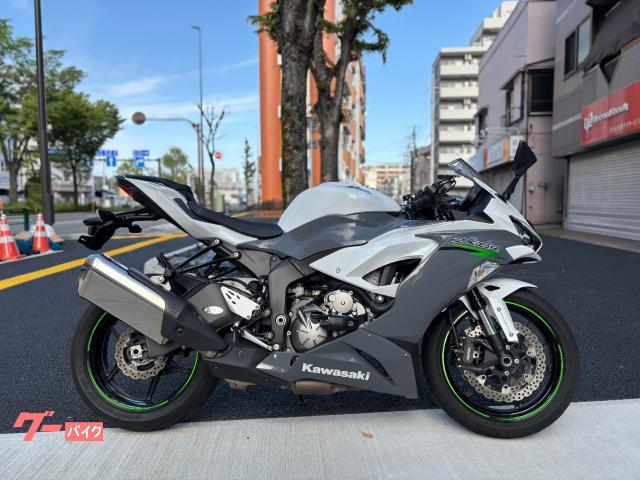 Ninja ZX−6R ETC2.0 USBタイプA2口 純正タンクパッド