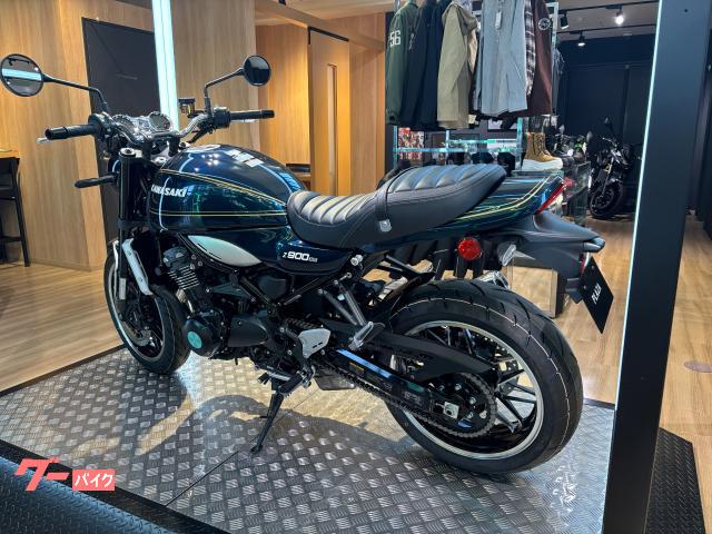 カワサキ Z900RS キャンディトーングリーニッシュブルー