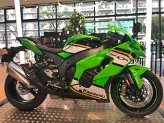 カワサキ　Ｎｉｎｊａ　ＺＸ−１０Ｒ　ＫＲＴ