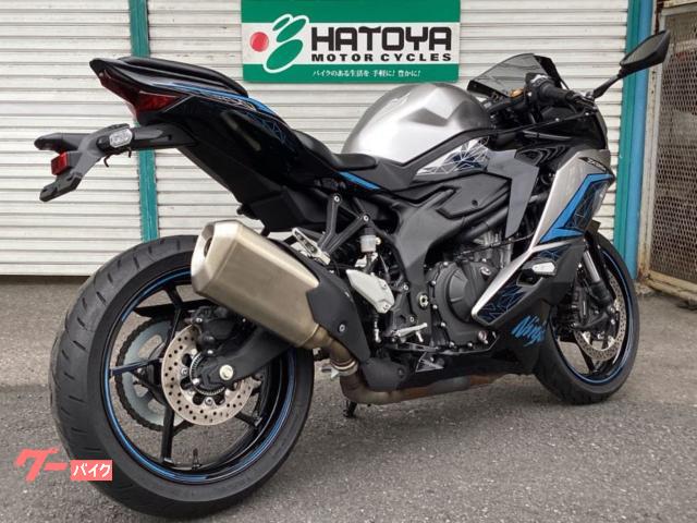カワサキ Ninja ZX－25R SE メタリックファントム