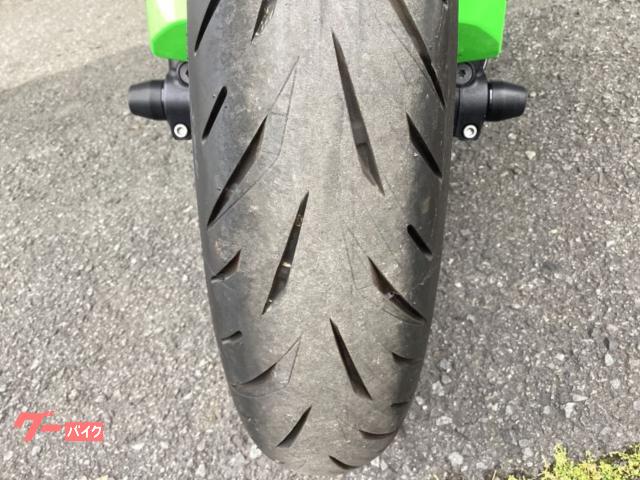 カワサキ Ninja ZX－10R トリックスターイカズチ ハンド