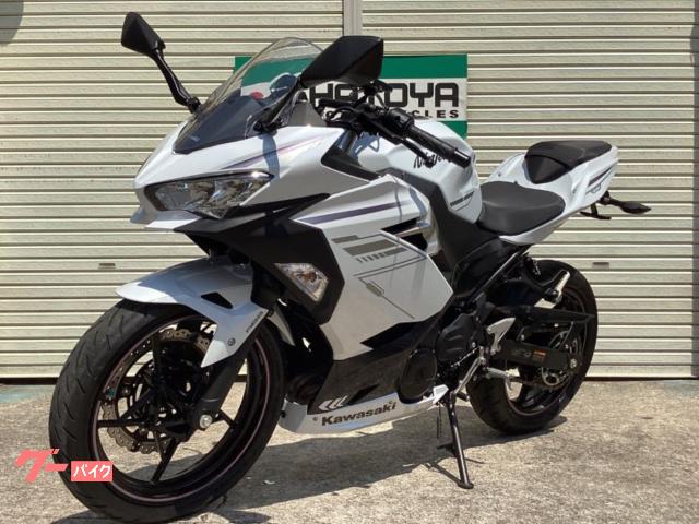 カワサキ Ninja 400 2023年モデル パールブリザード
