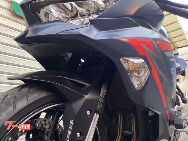 カワサキ Ninja ZX－25R SE 2022年モデル ワン