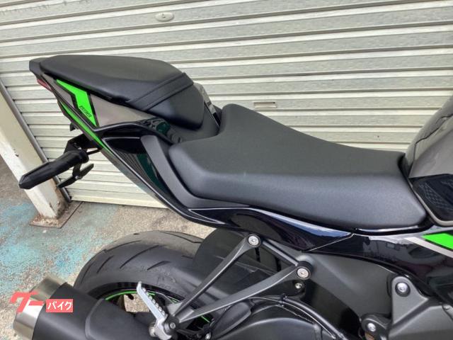 カワサキ Ninja ZX－6R 2024年モデル スライダー