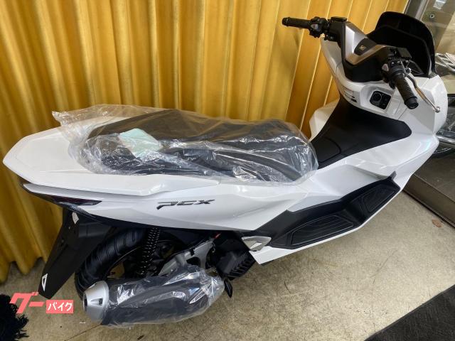 PCX JK05 2025年　ホワイト外装 ホンダ PCX JK05 2025年モデル パールスノーフレーク