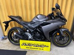 ヤマハ　ＹＺＦ−Ｒ２５　ＲＧ１０Ｊ　２０１６年モデル　マットグレーメタリック３　マルチバー　アジャストレバー　タンクパッド