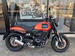 ＨＡＲＬＥＹ−ＤＡＶＩＤＳＯＮ　Ｘ５００　ハーレーダビッドソンディーラー認定中古車　．並列２気筒エンジン　．倒立フロントフォーク　．ＬＥＤヘッドライト