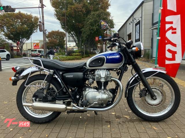 Ｗ４００　２００６年式　社外マフラー　Ｒキャリア　左右バッグサポート　センタースタンド　ＥＴＣ　ＵＳＢ