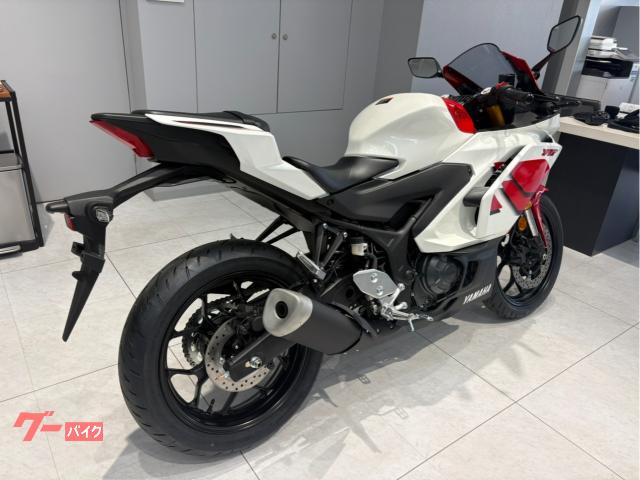 ヤマハ YZF-R3 70th Anniversary Edition ヤマハ YZF-R3 70th Anniversary Edition