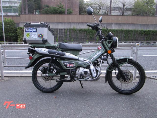 ＣＴ１２５ハンターカブ　新品ドライブモニター、フォグランプ、シフトインジケーター付き