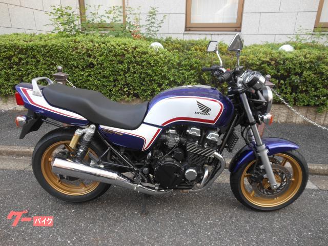 ＣＢ７５０　２００５年式　リアサスＯＨ済・前後ドライブレコーダー・ＥＴＣ車載器・エンジンガード・タンクパッド・ＵＳＢポート装備車