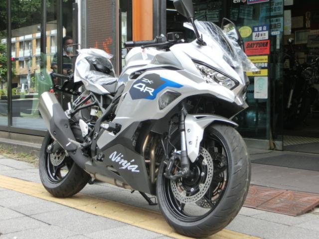 カワサキ Ninja ZX－4R SE 2027モデル｜SCS 上野