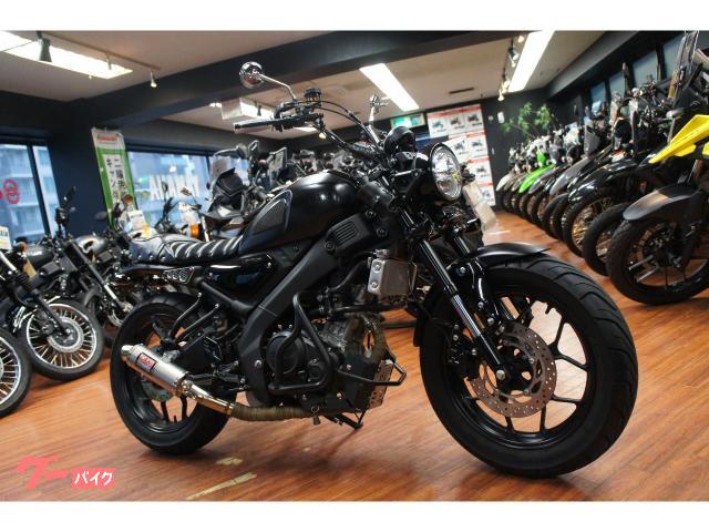 ＸＳＲ１５５　ヨシムラマフラー　ワイドタイヤ　フェンダーレス　カスタムシート　エンジンガード　アップハンドルなど