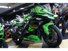 カワサキ　Ｎｉｎｊａ　ＺＸ−２５Ｒ　ＳＥ　ＫＲＴエディション
