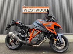 ＫＴＭ　１２９０スーパーデュークＧＴ　２０２３モデル