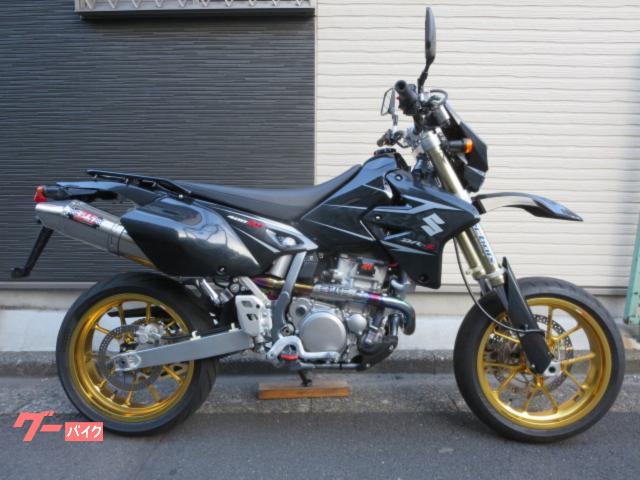 ＤＲ−Ｚ４００ＳＭ　マルケジーニ製ホイール　ヨシムラ製フルエキゾーストマフラー　ＦＣＲキャブ　ウオタニＳＰ２