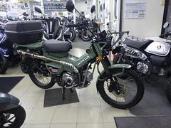ホンダ　ＣＴ１２５ハンターカブ　ヨシムラマフラー・ＧＩＶＩボックス付き