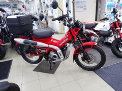 ホンダ　ＣＴ１２５ハンターカブ　純正リヤボックス・クロック＆ギアポジションメーター付き