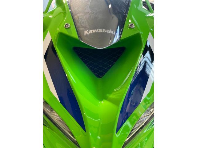 カワサキ Ninja ZX－4RR 上下クイックシフター トラクション