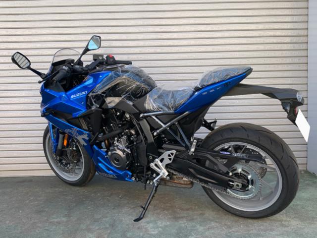 スズキ GSX－8R EM1AA トリトンブルーメタリック｜オート