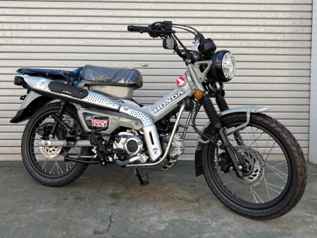 ホンダ CT125ハンターカブ JA65 パールスモーキーグレー