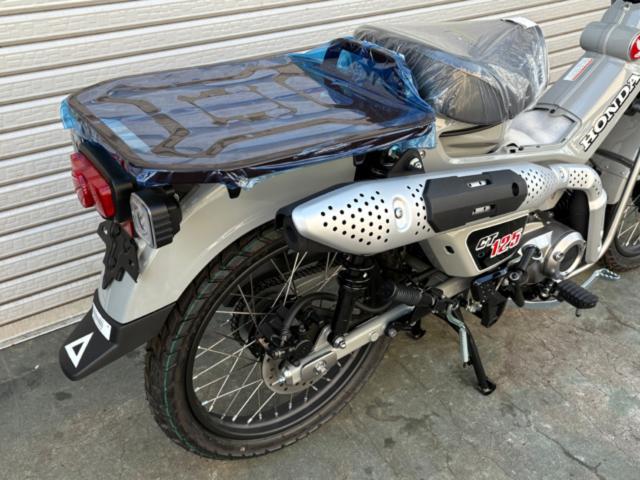 ホンダ CT125ハンターカブ JA65 パールスモーキーグレー