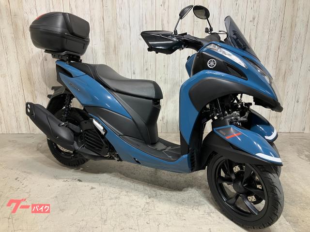 トリシティ１２５　ＳＥＫ１Ｊ　スマートキーモデル　Ｙｓギアグリップヒーター　Ｙｓギアナックルバイザー　Ｙｓギアリアボックス