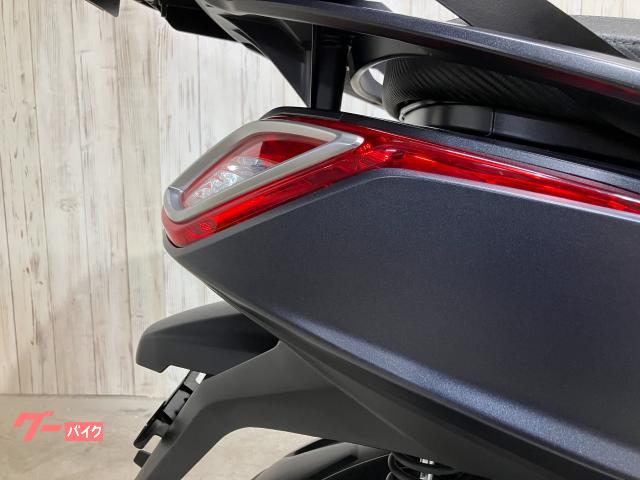 KYMCO ダウンタウン125i SHADリアボックス｜オート