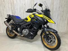 スズキ　Ｖ−ストローム６５０ＸＴ　ヨシムラマフラー　バンパーガード　ＥＴＣ２．０　グリップヒーター　ハンドルポスト