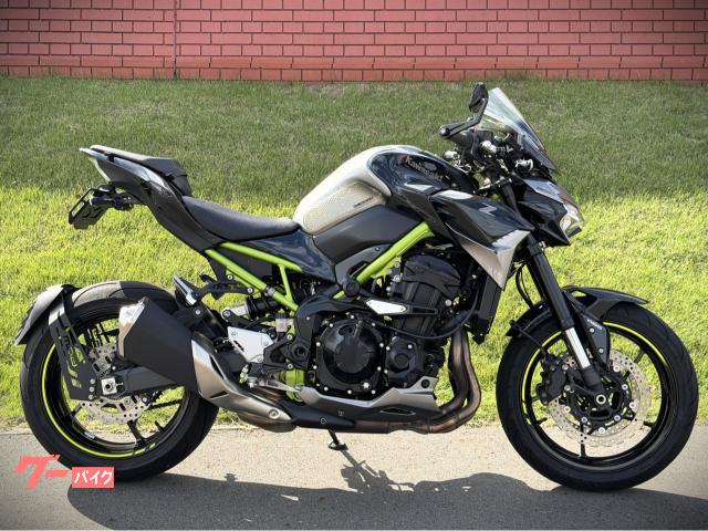 Ｚ９００　　ＥＴＣ／スクリーン・バーエンドミラー・グリップヒーター・スライダー装備