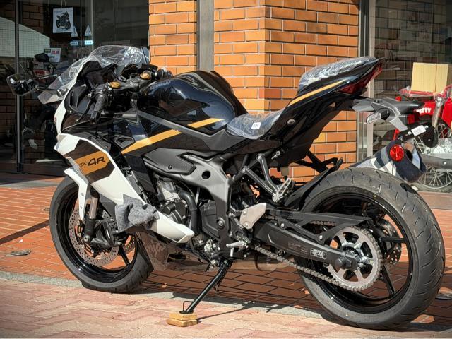 カワサキ Ninja ZX－4R SE 26年式モデル｜株式会社 羽田
