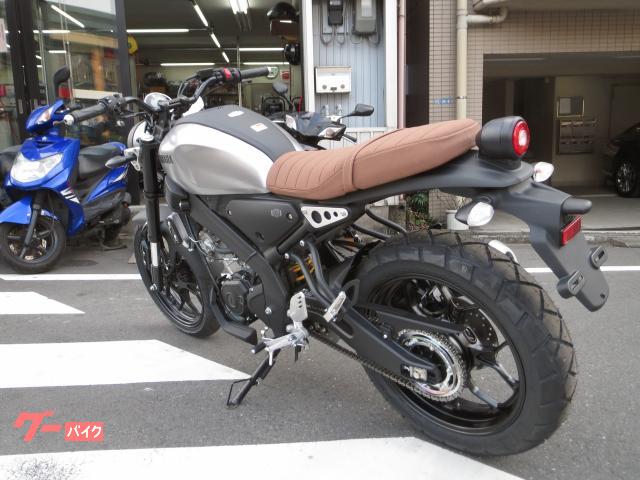 ヤマハ XSR155 マットシルバープレミアムカラー 純正茶