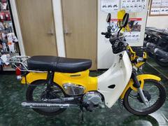 ホンダ　クロスカブ１１０　レッグカバー　両サイドバックステー　サイドカバー　Ｇヒーター　エンブレム　リヤキャリヤ　ビレットレバー