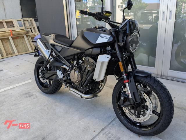 HUSQVARNA スヴァルトピレン801｜KTM TOKYO