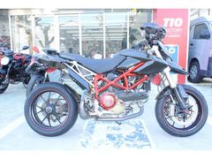 ＤＵＣＡＴＩ　ハイパーモタード１１００Ｓ