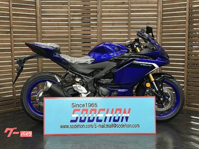 ＹＺＦ−Ｒ２５　２０２５年モデル　ディープパープリッシュブルーメタリック