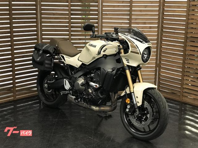 ヤマハ SR-C20 ホワイト 2025年製 ※外箱にダメージあり ヤマハ XSR900 2025年モデル セラミックアイボリー 純正