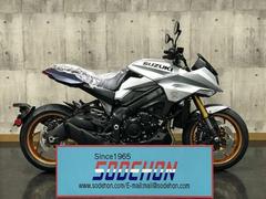 スズキ　カタナ　２０２６年モデル　　ミスティックシルバーメタリック