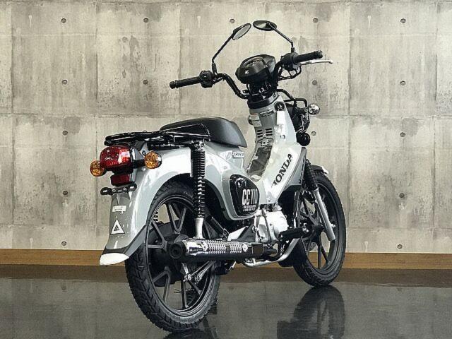 ホンダ クロスカブ110 2025年モデル パールディープ