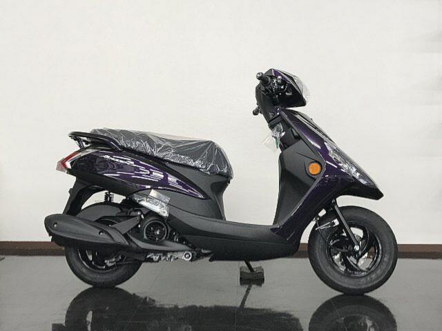 ヤマハ AXIS Z 2025年モデル ダークグレーイッシュ