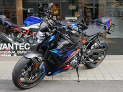 ＢＭＷ　Ｍ１０００Ｒ　Ｍコンペティションパッケージ　純正ラジエーター・オイルクーラーガード装着　認定中古車保証２年付